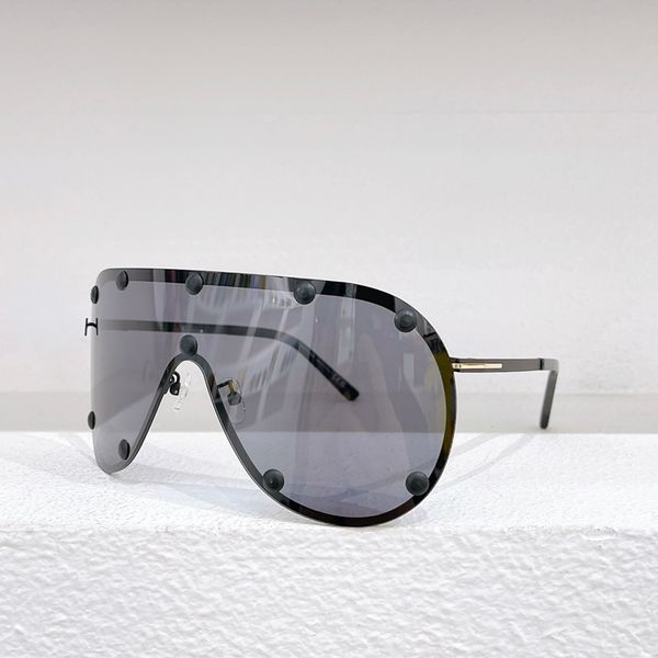 funky sunglasses designers for men and women summer 1043 style anti-ultraviolet retro eyewear plate frameless glasses random box, White;black
funky sunglasses designers for men and women summer 1043 style anti-ultraviolet retro eyewear plate frameless glasses random box, White;black