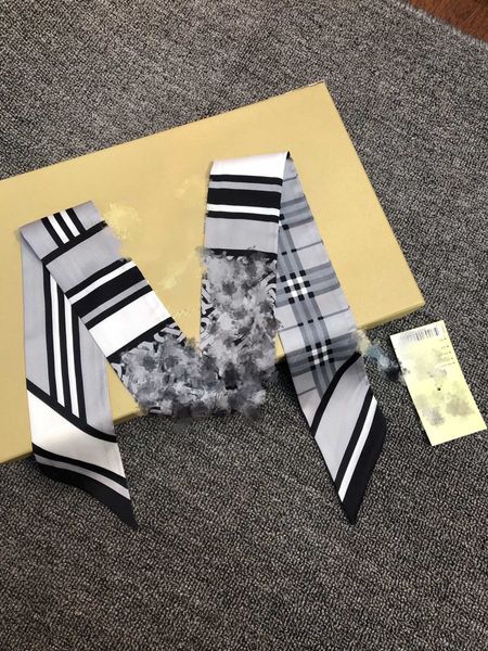 designer letters print floral silk scarf headband for women fashion scarves shoulder tote luggage ribbon head wraps double ribbon ladies gif, Blue;gray
designer letters print floral silk scarf headband for women fashion scarves shoulder tote luggage ribbon head wraps double ribbon ladies gif, Blue;gray