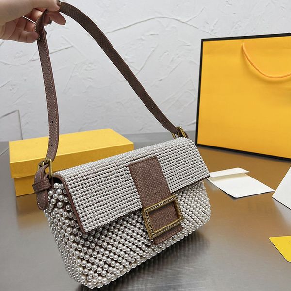bags totes handbag designer bag women classic imitation brand stitching polka dot pearl letter shoulder bag versatile commuter party dinner
bags totes handbag designer bag women classic imitation brand stitching polka dot pearl letter shoulder bag versatile commuter party dinner