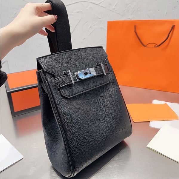 crossbody shoulder bag chest bag totes handbag purses flap waist pochettes bags plain fashion letters purse hasp hardware adjustable wide st
crossbody shoulder bag chest bag totes handbag purses flap waist pochettes bags plain fashion letters purse hasp hardware adjustable wide st
