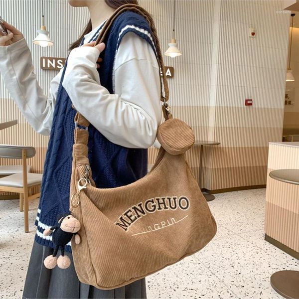 shoulder bags women's canvas crossbody bag young fashion student large capacity simple letter messenger
shoulder bags women's canvas crossbody bag young fashion student large capacity simple letter messenger