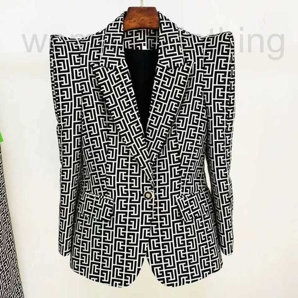 designer womens suits blazers tide brand high-quality retro fashion presbyopic maze series suit jacket star shrug a grain of buckle ugsu, White;black
designer womens suits blazers tide brand high-quality retro fashion presbyopic maze series suit jacket star shrug a grain of buckle ugsu, White;black