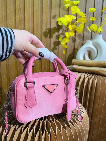 re-edition 2005 women luxurys designers bags triangle logo sportstyle mini nylon bag shoulder handbag designer selling lady cross body coin
re-edition 2005 women luxurys designers bags triangle logo sportstyle mini nylon bag shoulder handbag designer selling lady cross body coin