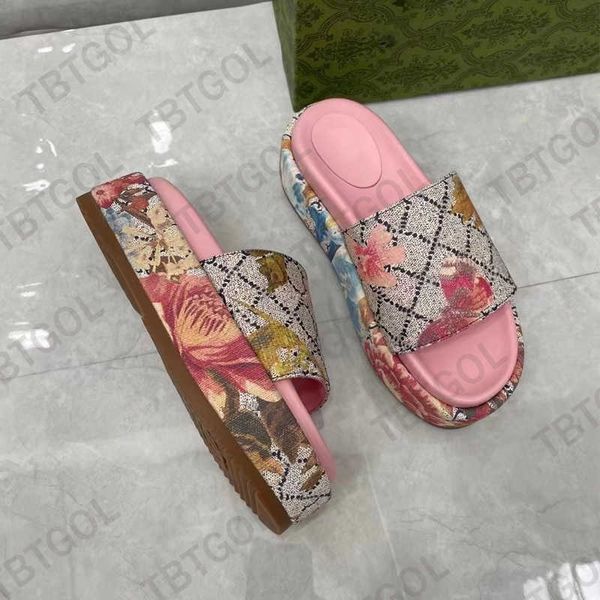 ladies summer sandals fashion macaron beach stripes casual flip flops heightening designer slides cotton fluffy slippers tk3d, Black
ladies summer sandals fashion macaron beach stripes casual flip flops heightening designer slides cotton fluffy slippers tk3d, Black