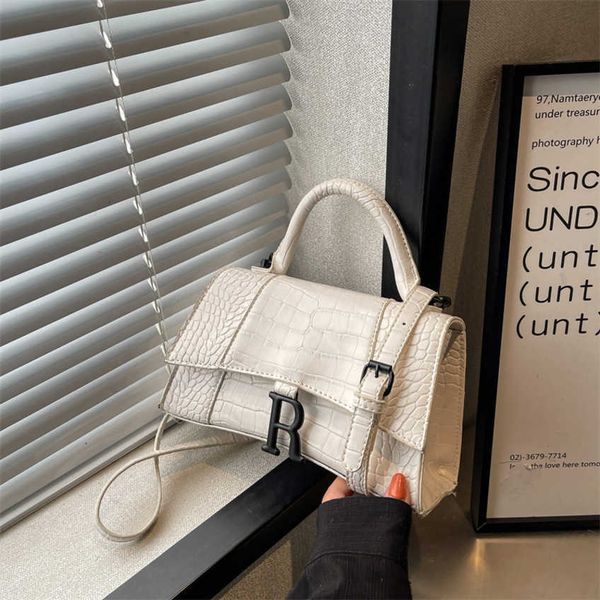factory wholesale women's bag women's hourglass portable women's versatile red one-shoulder messenger bag shoulder messenger
factory wholesale women's bag women's hourglass portable women's versatile red one-shoulder messenger bag shoulder messenger