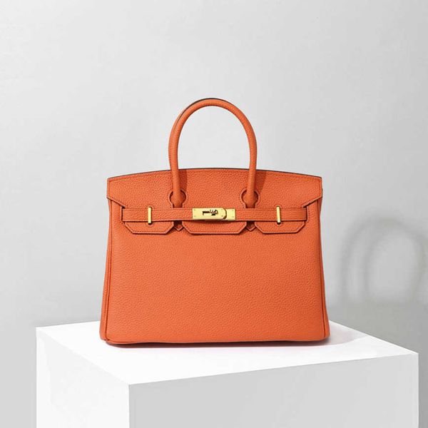 2023 women bags factory handbags 55%off leather high-grade leather single shoulder women's portable messenger bag designer luxury shoul
2023 women bags factory handbags 55%off leather high-grade leather single shoulder women's portable messenger bag designer luxury shoul