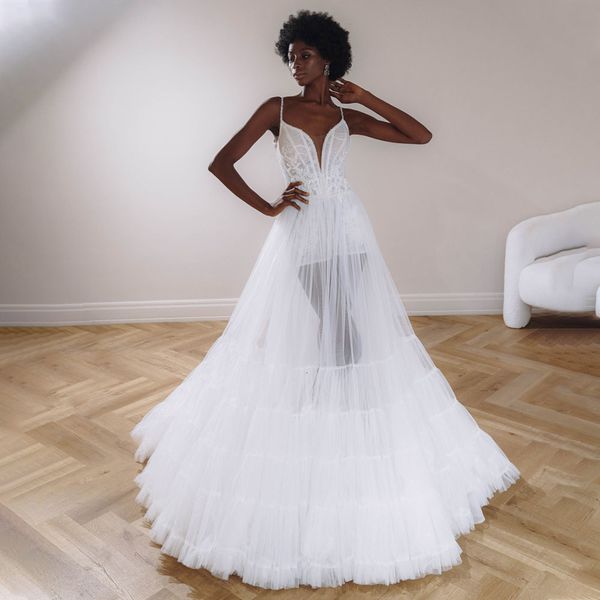 party dresses illusion wedding dress white beading spaghetti straps a line gown for women 2023 bride lace applique bridal 230221, White;black
party dresses illusion wedding dress white beading spaghetti straps a line gown for women 2023 bride lace applique bridal 230221, White;black