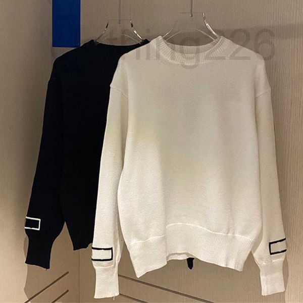 designer autumn winter women's knitted sweater sweatshirts with letters for women hip hop hoodies black white 2colors p5tc
designer autumn winter women's knitted sweater sweatshirts with letters for women hip hop hoodies black white 2colors p5tc