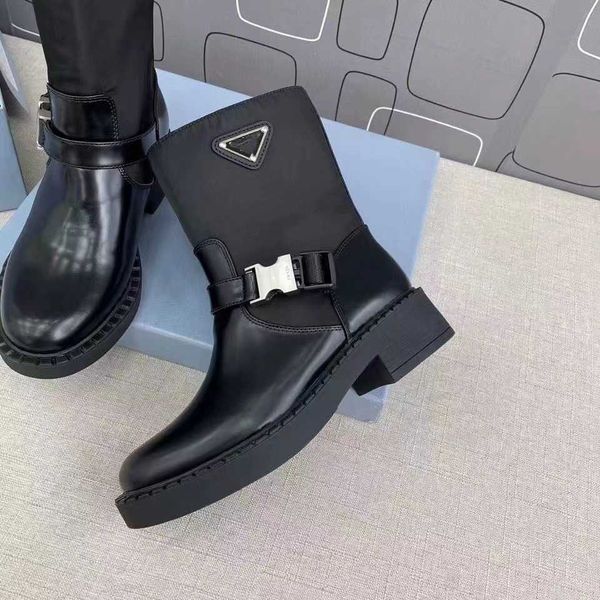 design fund shoes autumn and winter 2023 new inverted triangle martin belt buckle thick heel medium cylinder motorcycle knight short slender, Black
design fund shoes autumn and winter 2023 new inverted triangle martin belt buckle thick heel medium cylinder motorcycle knight short slender, Black