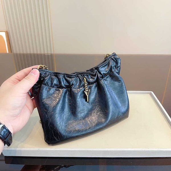 new chain designer bag leather shoulder bags y-letter print cloud bag women luxurys handbag elegant vintage crossbody bags purse 230105
new chain designer bag leather shoulder bags y-letter print cloud bag women luxurys handbag elegant vintage crossbody bags purse 230105