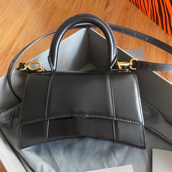 fashion hourglass clutch crossbody bags women's mens with shoulder strap tote bag luxury genuine leather designer crocodile pattern han
fashion hourglass clutch crossbody bags women's mens with shoulder strap tote bag luxury genuine leather designer crocodile pattern han