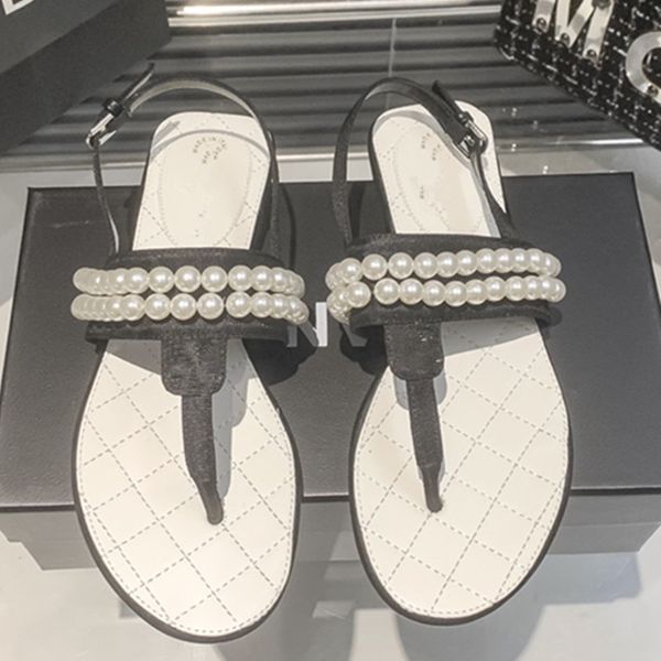 black beige white classic quilted thong sandals women designer summer shoes pearl strap slingback flip flops slip on slide mule ankle buckle
black beige white classic quilted thong sandals women designer summer shoes pearl strap slingback flip flops slip on slide mule ankle buckle