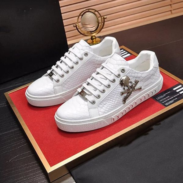 mens solid color low-fashion metal designer shoe runner trainers genuine leather lace-up genuine leather mjnhbg0000001, Black
mens solid color low-fashion metal designer shoe runner trainers genuine leather lace-up genuine leather mjnhbg0000001, Black