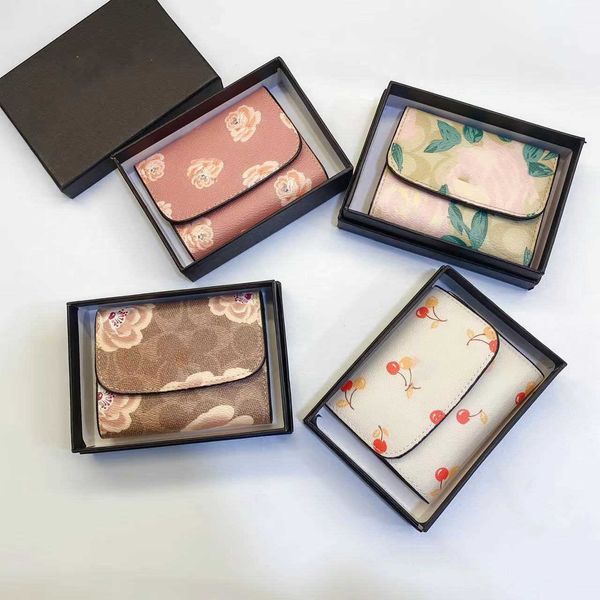 new kou luxury brand women's mini short three-fold wallet coin card zipper zero purses flowers pattern with original box single 230221, Red;black
new kou luxury brand women's mini short three-fold wallet coin card zipper zero purses flowers pattern with original box single 230221, Red;black