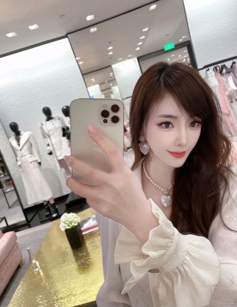 chan2023 necklace new in luxury fine jewelry for women chain pendant gold stainless steel wedding gift for couple customized name projection, Silver
chan2023 necklace new in luxury fine jewelry for women chain pendant gold stainless steel wedding gift for couple customized name projection, Silver