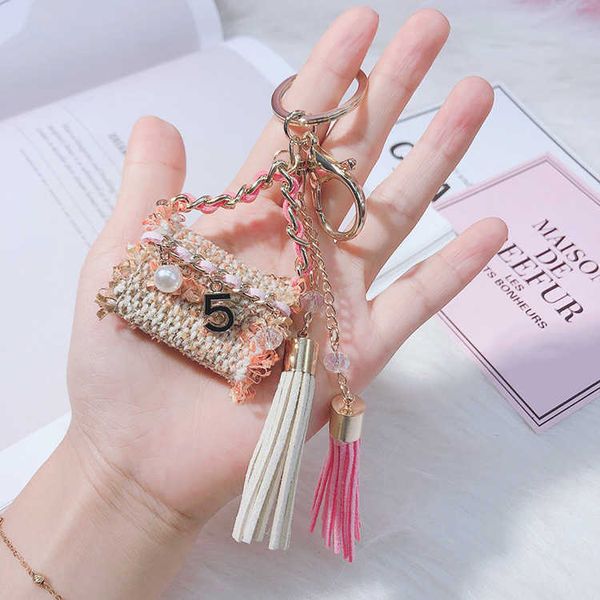 key rings real mink fur ball 4cm pompom keychain car keyring leather tassel keychain fur brand pompons bag charms with chains keyring j23022, Slivery;golden
key rings real mink fur ball 4cm pompom keychain car keyring leather tassel keychain fur brand pompons bag charms with chains keyring j23022, Slivery;golden