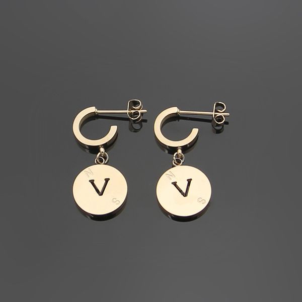 charm stud earrings titanium steel jewelry wholesale luxury 18k gold v letter hollow out v round brand earringsr earrings original packaging, Golden
charm stud earrings titanium steel jewelry wholesale luxury 18k gold v letter hollow out v round brand earringsr earrings original packaging, Golden