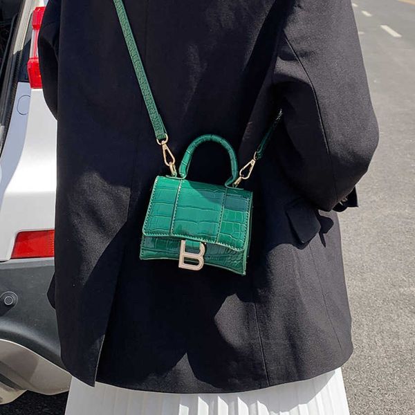 new fashion bags for women 70%off one-shoulder red leather small square s women's messenger bag luxury designer handbags purse
new fashion bags for women 70%off one-shoulder red leather small square s women's messenger bag luxury designer handbags purse