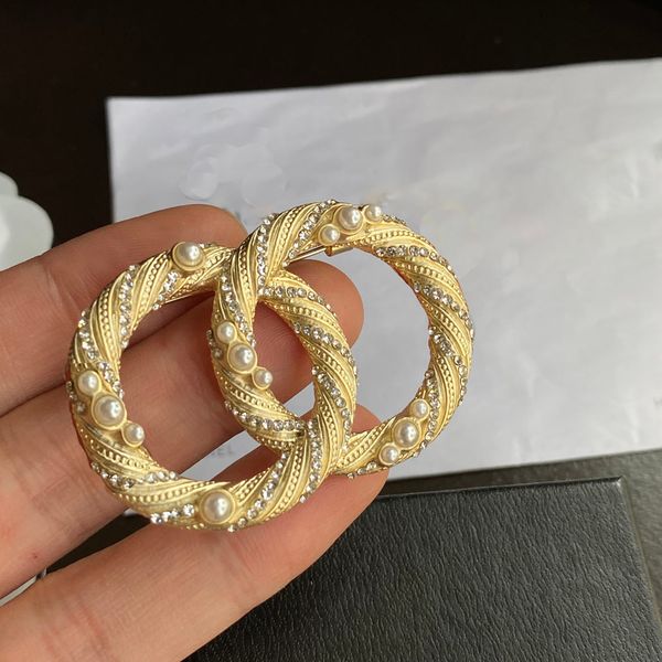 2023 c18k gold plated lotus brooches with rhinestone embellishment fashion noble broche luxury brooch designer jewelry highquality ladies sa, Gray
2023 c18k gold plated lotus brooches with rhinestone embellishment fashion noble broche luxury brooch designer jewelry highquality ladies sa, Gray