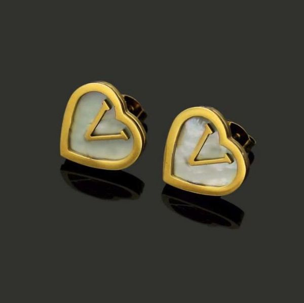 luxury style v letter women designer studs heart stamp titanium steel fashion couple earrings, Golden;silver
luxury style v letter women designer studs heart stamp titanium steel fashion couple earrings, Golden;silver