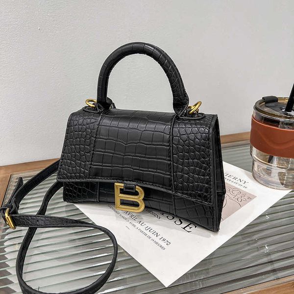 75%off new luxury fashion bags classic hourglass handbag one shoulder crossbody women's bag ladies shoulder handbags designer bags purs
75%off new luxury fashion bags classic hourglass handbag one shoulder crossbody women's bag ladies shoulder handbags designer bags purs