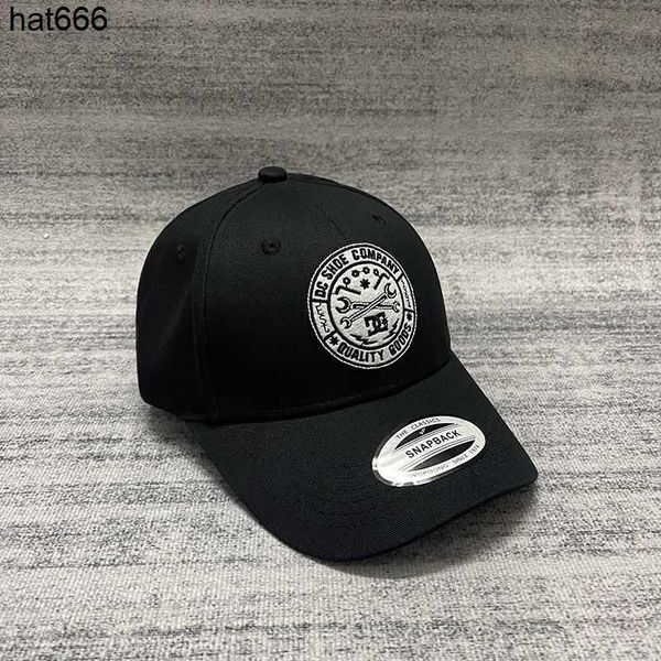 dc new cap casual men's and women's fashion skateboard sports cap hip-hop couple ins style baseball cap, Blue;gray
dc new cap casual men's and women's fashion skateboard sports cap hip-hop couple ins style baseball cap, Blue;gray