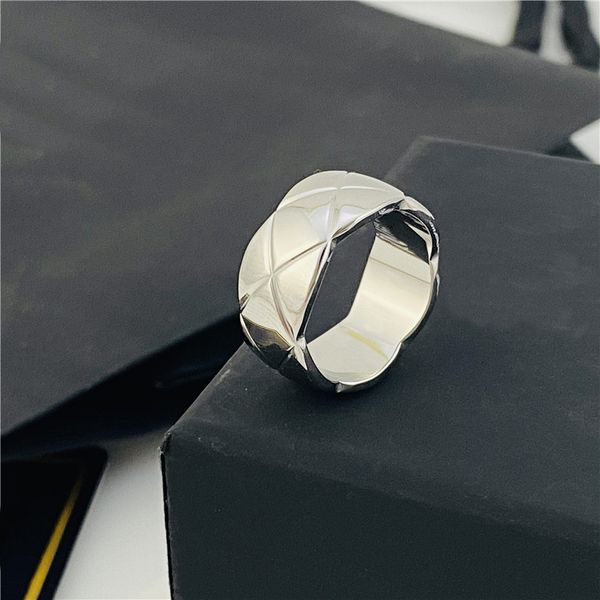 high-grade titanium steel rhombus pattern ring for women's light luxury, simple and versatile, small fragrance, color-resistant gold-pl, Silver
high-grade titanium steel rhombus pattern ring for women's light luxury, simple and versatile, small fragrance, color-resistant gold-pl, Silver