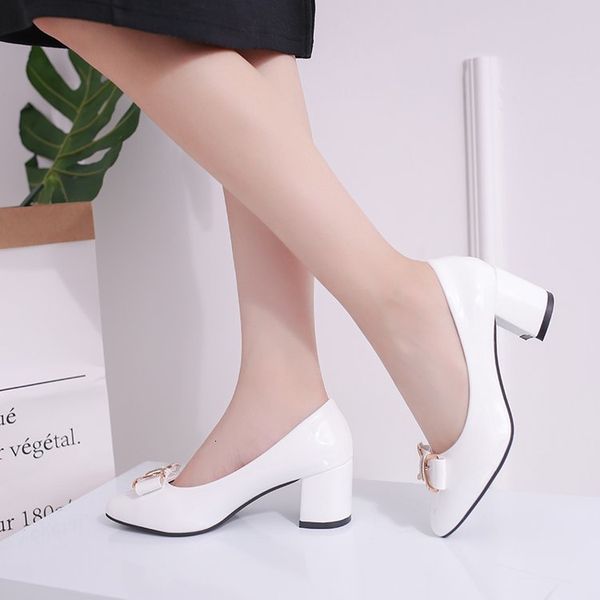 dress shoes women's pumps spring thick heels pu metal decorative crystal sweet ladies classic women's autumn shoes mary jane shoes, Black
dress shoes women's pumps spring thick heels pu metal decorative crystal sweet ladies classic women's autumn shoes mary jane shoes, Black