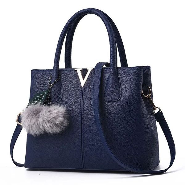 women purse and handbags new casual classic fashion women's bag flower underarm bag large capacity leather design aa4
women purse and handbags new casual classic fashion women's bag flower underarm bag large capacity leather design aa4