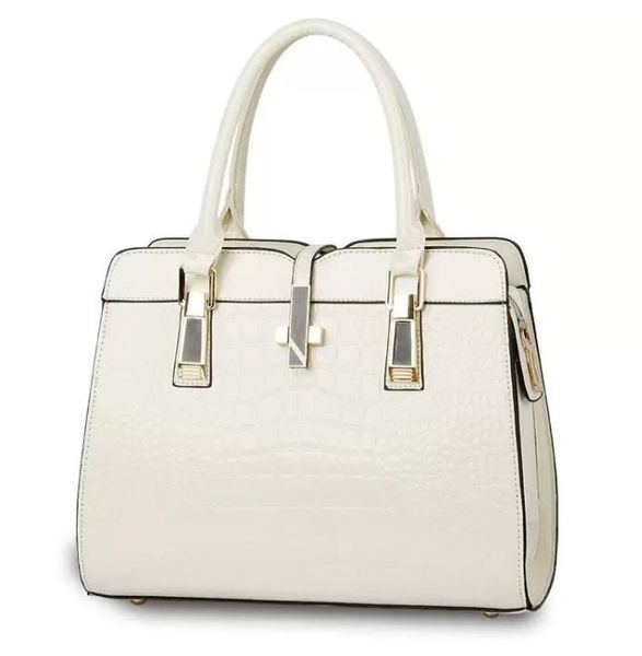 crocodile leather women tote v letters designer handbags luxury quality lady shoulder crossbody bags fringed messenger bag
crocodile leather women tote v letters designer handbags luxury quality lady shoulder crossbody bags fringed messenger bag
