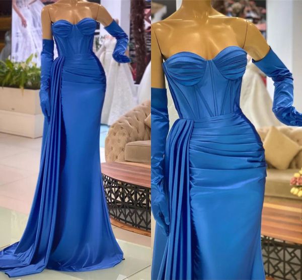 2023 royal blue evening dresses sleeveless mermaid sweetheart neckline sweep train satin plus size pleats prom gown formal custom vestidos, Black;red
2023 royal blue evening dresses sleeveless mermaid sweetheart neckline sweep train satin plus size pleats prom gown formal custom vestidos, Black;red