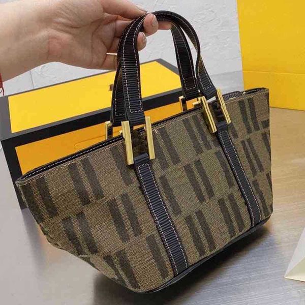 fbag evening bag vintage tote bags women letter print handbag shoulder packs leather designer crossbody female high capacity bucket 220406
fbag evening bag vintage tote bags women letter print handbag shoulder packs leather designer crossbody female high capacity bucket 220406