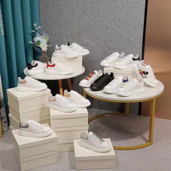 casual shoes new casual shoes leather white black designer laceup luxury velvet suede soft sole cushioning sneakers men women flat platform
casual shoes new casual shoes leather white black designer laceup luxury velvet suede soft sole cushioning sneakers men women flat platform