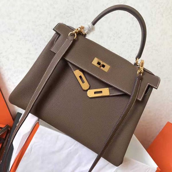 2023 women bags factory handbags 55%off classic leather versatile shoulder buckle women's bag designer luxury shoulder handbags
2023 women bags factory handbags 55%off classic leather versatile shoulder buckle women's bag designer luxury shoulder handbags