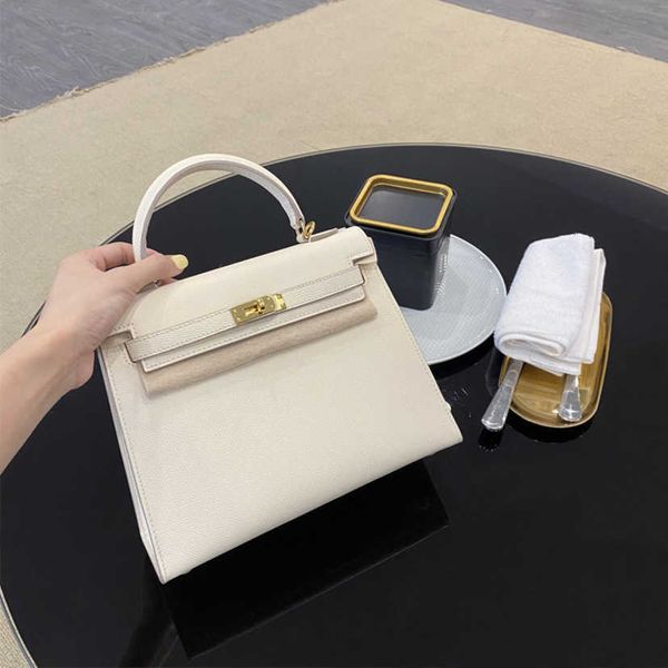 fashion women's bag 75%off cowhide high-grade leather women's large-capacity single-shoulder messenger handbag luxury designer han
fashion women's bag 75%off cowhide high-grade leather women's large-capacity single-shoulder messenger handbag luxury designer han