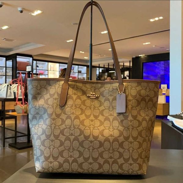 factory wholesale women's bag portable one-shoulder large-capacity tote women's bag shoulder messenger handbags 55%off
factory wholesale women's bag portable one-shoulder large-capacity tote women's bag shoulder messenger handbags 55%off
