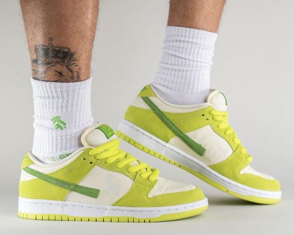 shoes sb dunks low green apple fruity pack clolor outdoor sneaker sports with original box
shoes sb dunks low green apple fruity pack clolor outdoor sneaker sports with original box
