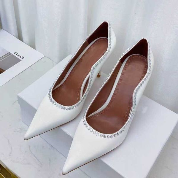 shoes 2023 autumn new style pointed toe temperament french girls' shallow mouth high women's slim heels rhinestones elegant banque, Black
shoes 2023 autumn new style pointed toe temperament french girls' shallow mouth high women's slim heels rhinestones elegant banque, Black