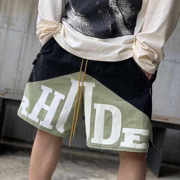 clothes and shorts new camel rhude letter printed two-color splicing men's casual drawstring, White;black
clothes and shorts new camel rhude letter printed two-color splicing men's casual drawstring, White;black