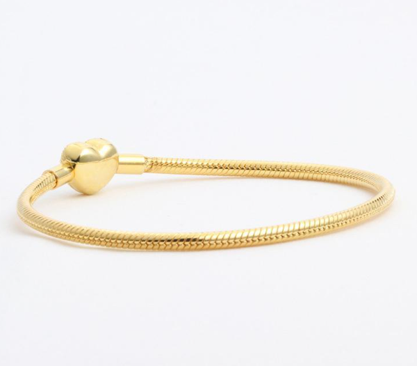 high-end 18k yellow gold plated diamond heart bracelets set 925 silver snake chain bracelet for women wedding jewelry, Golden;silver
high-end 18k yellow gold plated diamond heart bracelets set 925 silver snake chain bracelet for women wedding jewelry, Golden;silver
