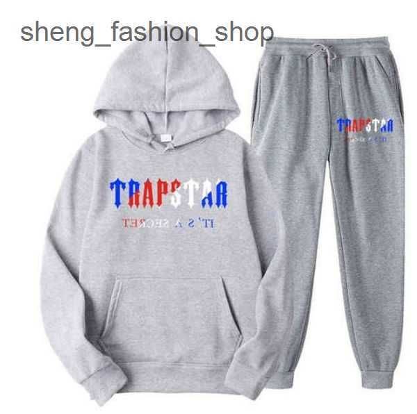 1 to 1 quality tracksuit trapstar brand printed sportswear men's t shirts 16 colors warm two pieces set loose hoodie sweatshirt pants j, Black
1 to 1 quality tracksuit trapstar brand printed sportswear men's t shirts 16 colors warm two pieces set loose hoodie sweatshirt pants j, Black