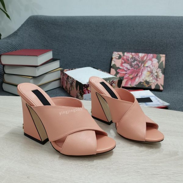 white valentinolies designers rivets high heel nude dress shoes womens ankle strap with roman stud black stiletto chunky hee nev
white valentinolies designers rivets high heel nude dress shoes womens ankle strap with roman stud black stiletto chunky hee nev