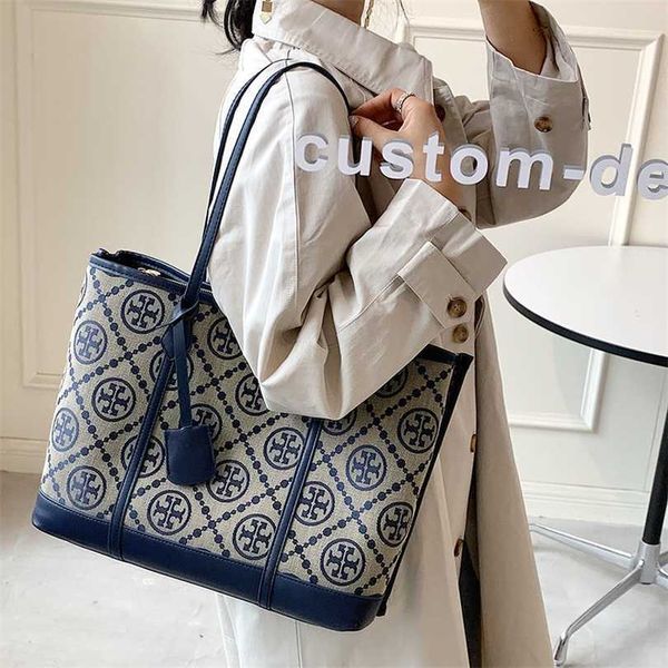 20% off handbag 2023 fashionable new mori fashion style printing tot one shoulder bag popular for female students
20% off handbag 2023 fashionable new mori fashion style printing tot one shoulder bag popular for female students