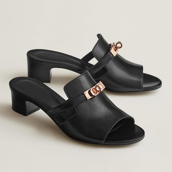 23s new famous candy women's sandals shoes black white goatskin permabrass-plated kelly buckle slip on chunky heels lady mules slipper
23s new famous candy women's sandals shoes black white goatskin permabrass-plated kelly buckle slip on chunky heels lady mules slipper