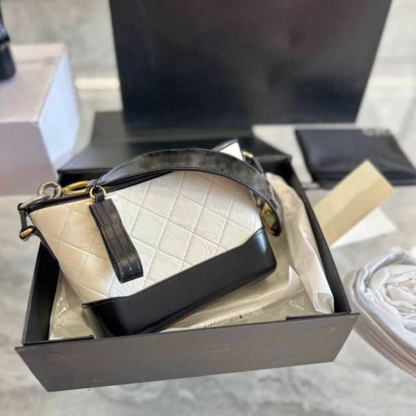 womens classic small hobo bag quilted leather shiny light gold metal diagonal shoulder chain adjustable shoulder pocket wallet outdoor handb
womens classic small hobo bag quilted leather shiny light gold metal diagonal shoulder chain adjustable shoulder pocket wallet outdoor handb