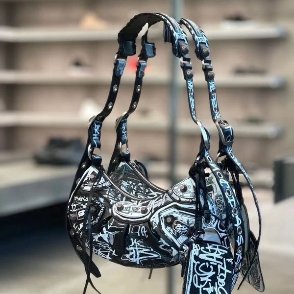 designers bags messenger bag 7a quality women le motorcycle shoulder bags luxury leather bag crossbody clutch purse mens crocodile pattern
designers bags messenger bag 7a quality women le motorcycle shoulder bags luxury leather bag crossbody clutch purse mens crocodile pattern