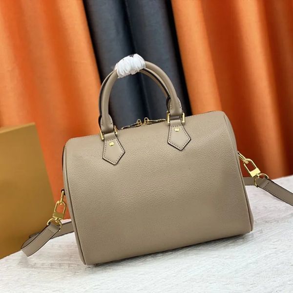 pillow bag handbag women totes travel shoulder bags crossbody purse genuine leather adjustable removable strap zipper closure gold hardware
pillow bag handbag women totes travel shoulder bags crossbody purse genuine leather adjustable removable strap zipper closure gold hardware