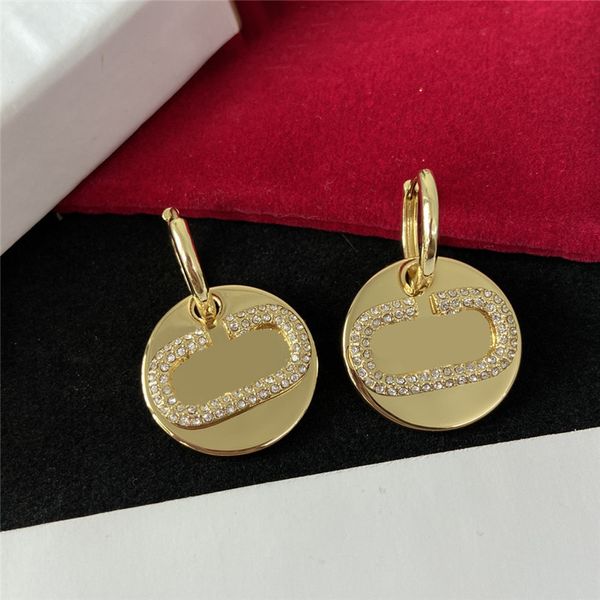 fashion metal golden studs letter crystal designer earrings women round gold eardrops with gift box birthday anniversary, Golden;silver
fashion metal golden studs letter crystal designer earrings women round gold eardrops with gift box birthday anniversary, Golden;silver