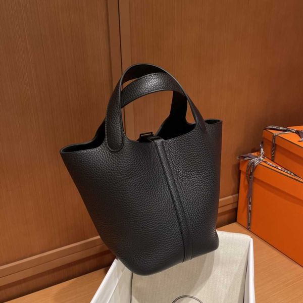 wholesale designer h ormes totes handbags full manual wax thread sewing original tc leather vegetable basket 18cm so black large capacity ha
wholesale designer h ormes totes handbags full manual wax thread sewing original tc leather vegetable basket 18cm so black large capacity ha