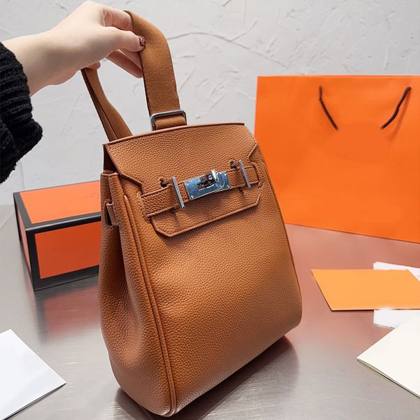 fashion shoulder bag handbags men women chest pack silver hardware twist buckle leather flap cell phone purse adjustable wide strap black tr
fashion shoulder bag handbags men women chest pack silver hardware twist buckle leather flap cell phone purse adjustable wide strap black tr